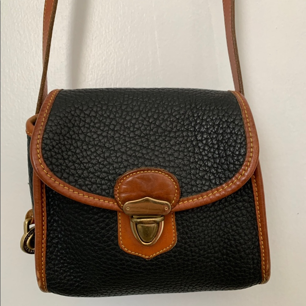 Dooney & Burke Leather bag